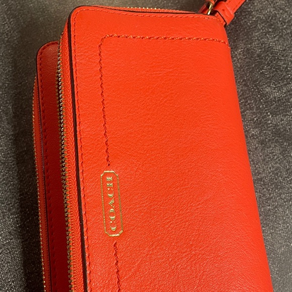 Coach Vibrant Red Leather Wristlet - Picture 5 of 6